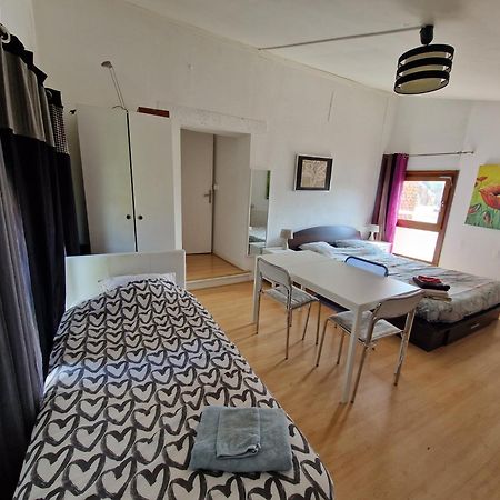 Studio, Chambres, Appartement, Gite Vendegies-sur-Ecaillon Esterno foto