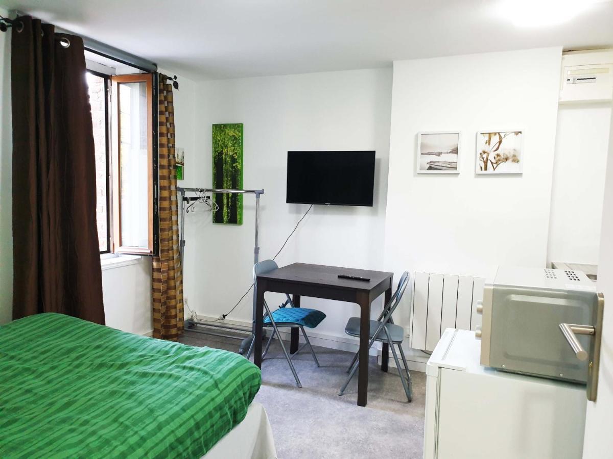 Studio, Chambres, Appartement, Gite Vendegies-sur-Ecaillon Esterno foto