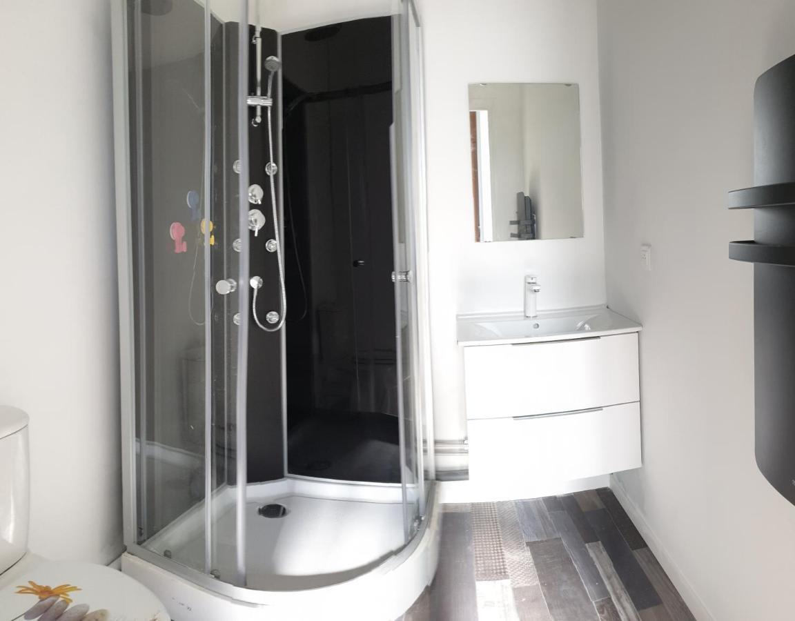 Studio, Chambres, Appartement, Gite Vendegies-sur-Ecaillon Esterno foto
