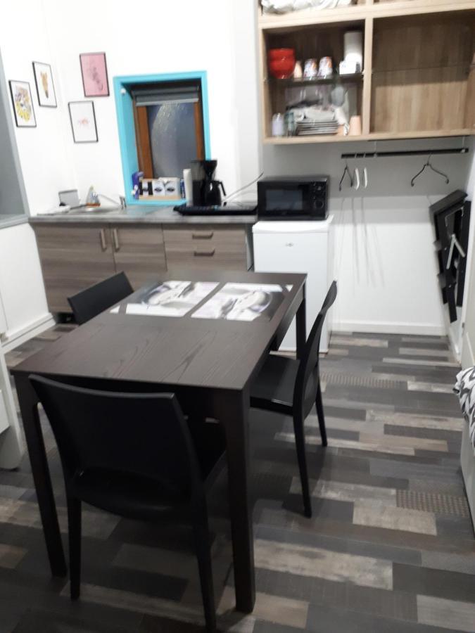 Studio, Chambres, Appartement, Gite Vendegies-sur-Ecaillon Esterno foto