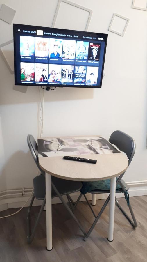 Studio, Chambres, Appartement, Gite Vendegies-sur-Ecaillon Esterno foto