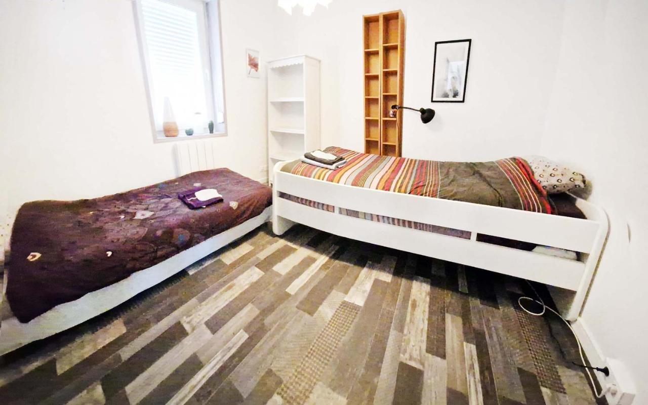 Studio, Chambres, Appartement, Gite Vendegies-sur-Ecaillon Esterno foto