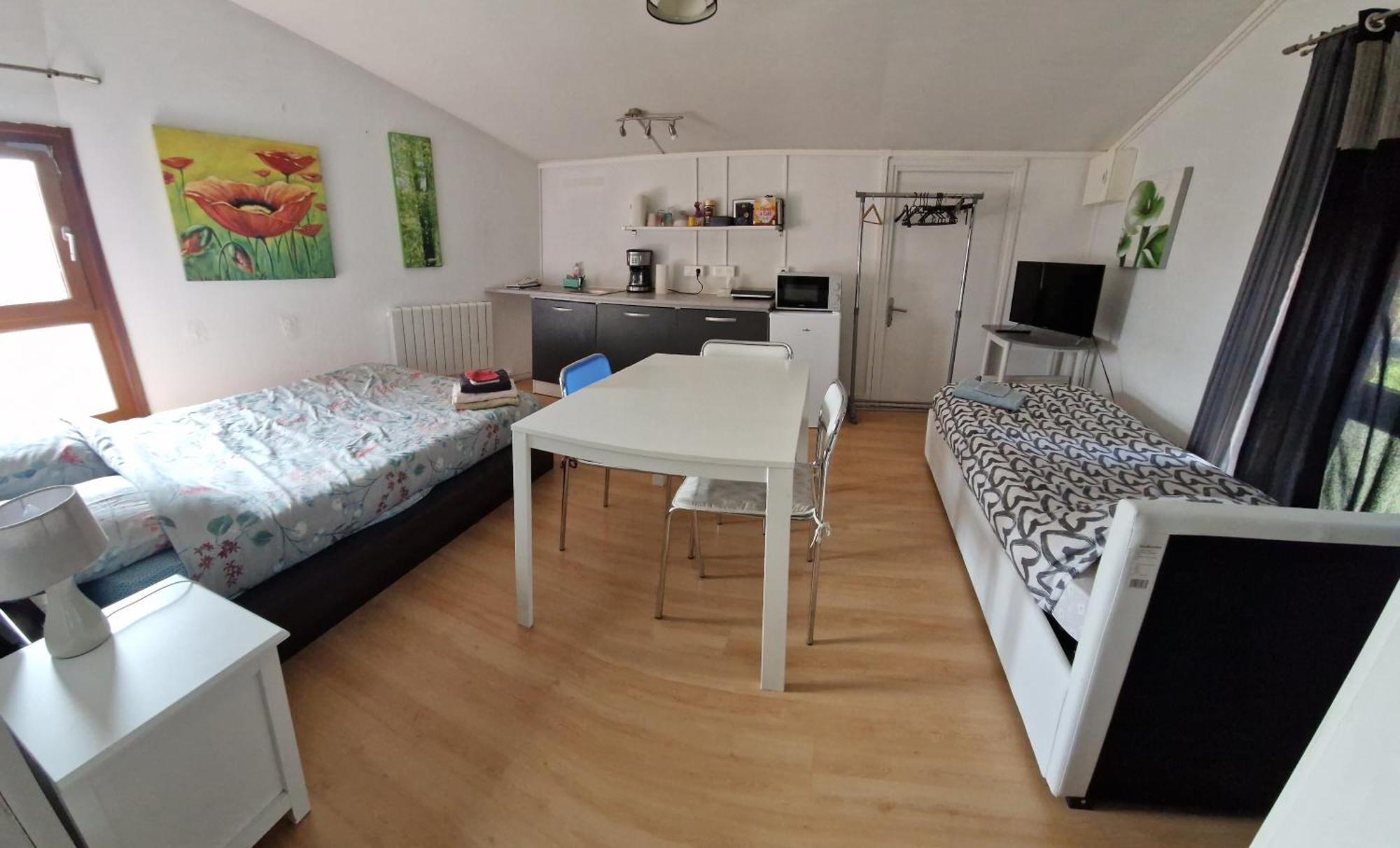 Studio, Chambres, Appartement, Gite Vendegies-sur-Ecaillon Esterno foto