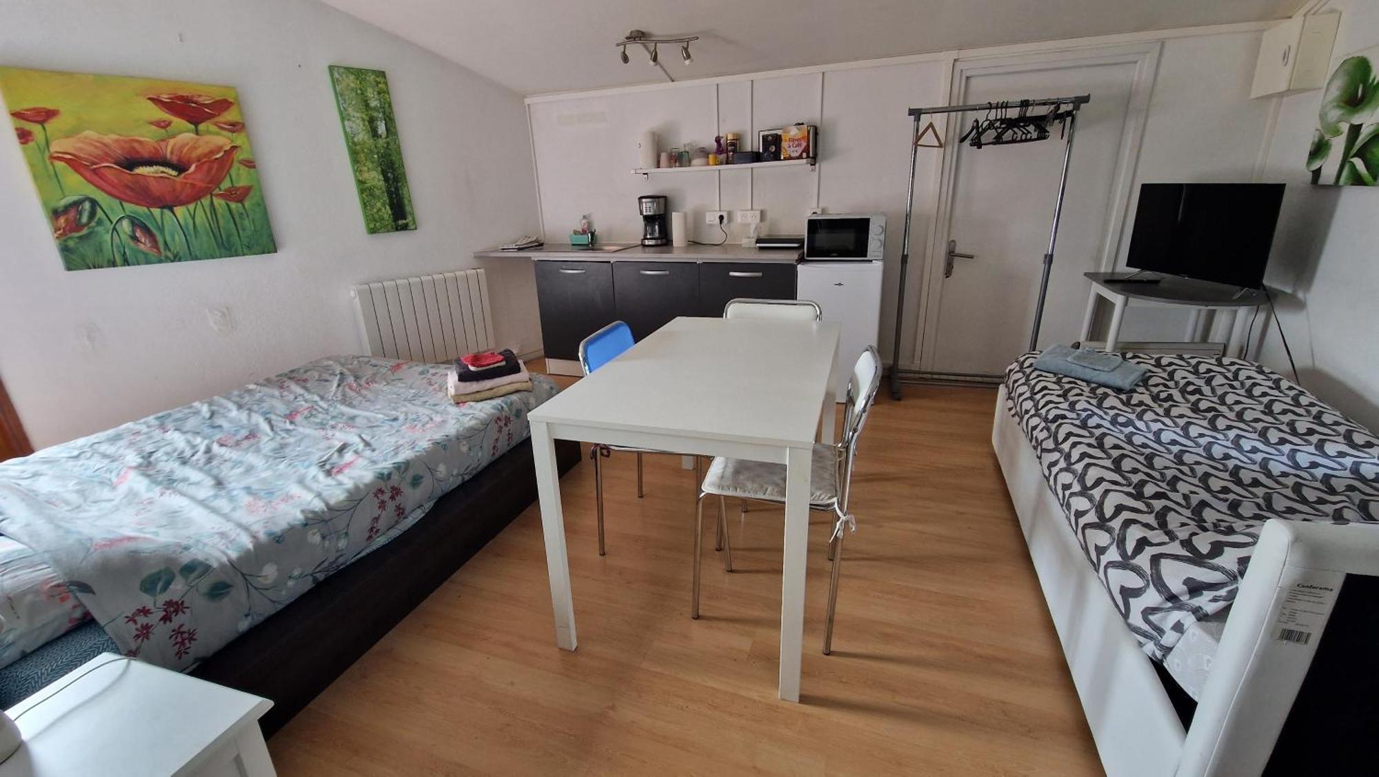 Studio, Chambres, Appartement, Gite Vendegies-sur-Ecaillon Esterno foto